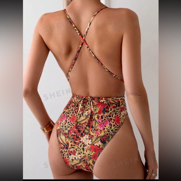 ONE PIECE ANIMAL/FLORAL PRINT - Picture 2 of 3